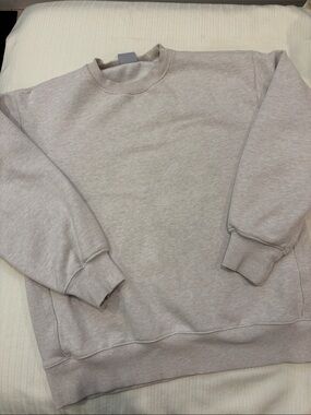 Aritzia Women’s Cozy Fleece Boyfriend